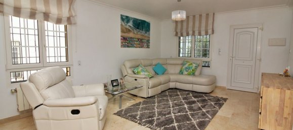 3 bedrooms Villa in Alicante, Spain No. 176483 9