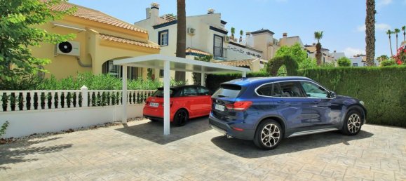3 bedrooms Villa in Alicante, Spain No. 176483 3