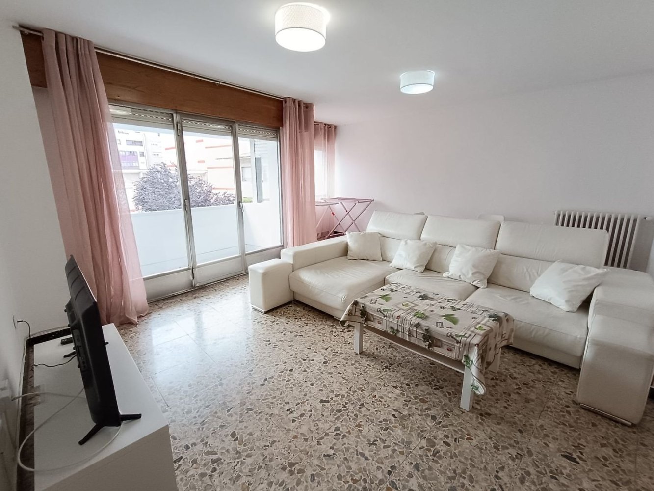 Apartamento de 4 dormitorios en Pontevedra, Spain No. 282396