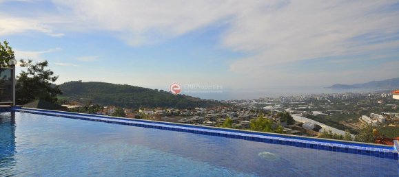 Villa 4+1 in Alanya, Turkey No. 10677 3