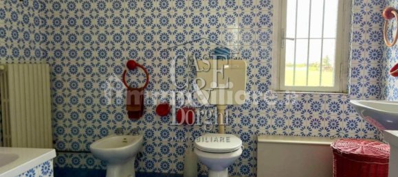 5 bedrooms Villa in Voghera, Italy No. 275290 36