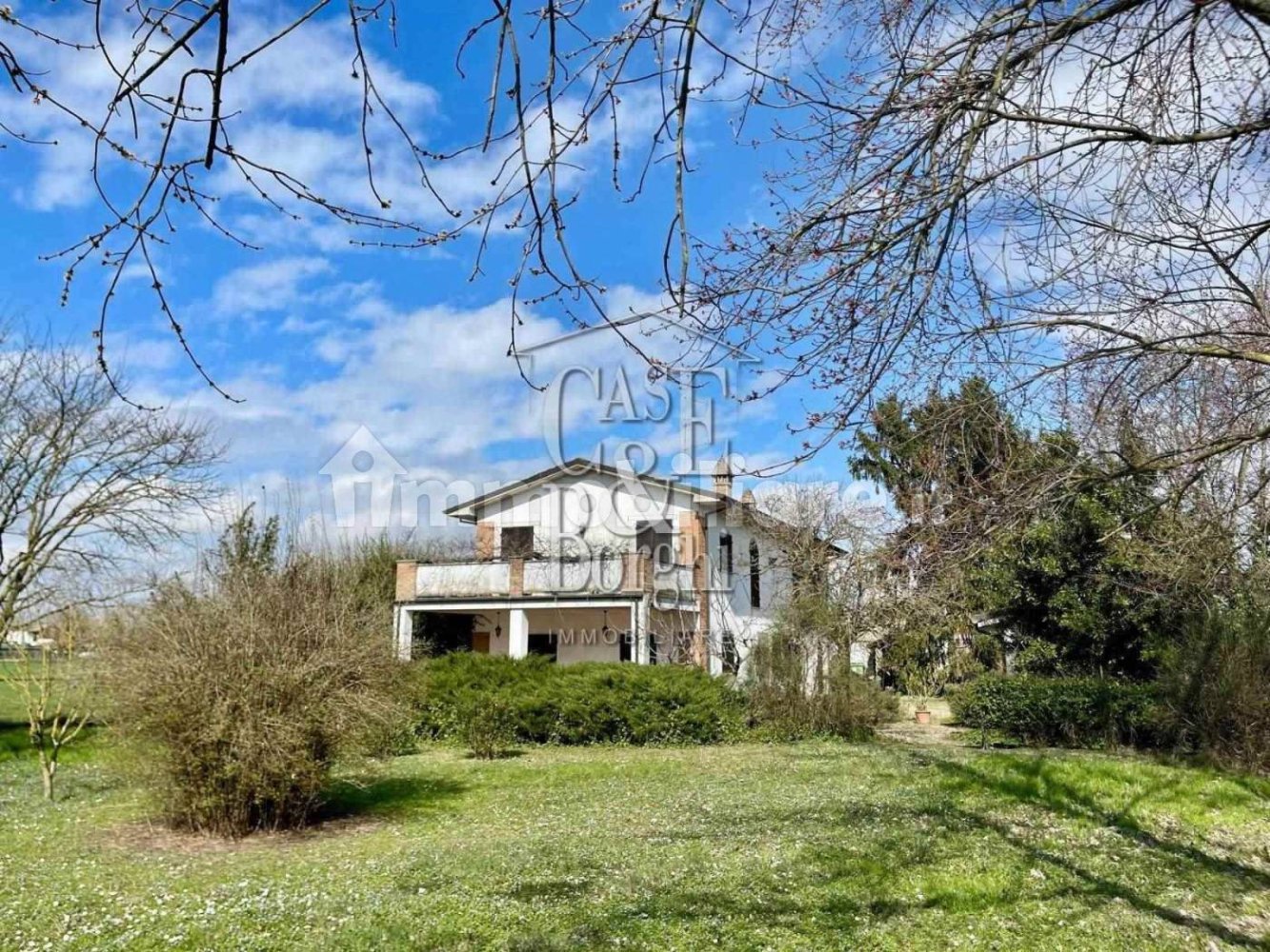 5 bedrooms Villa in Voghera, Italy No. 275290
