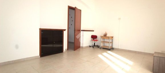 Apartamento de 3 divisões em Bellusco, Italy N.º 2350 20