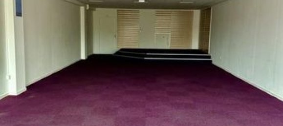 125m² Office in Valmont, France No. 304389 2