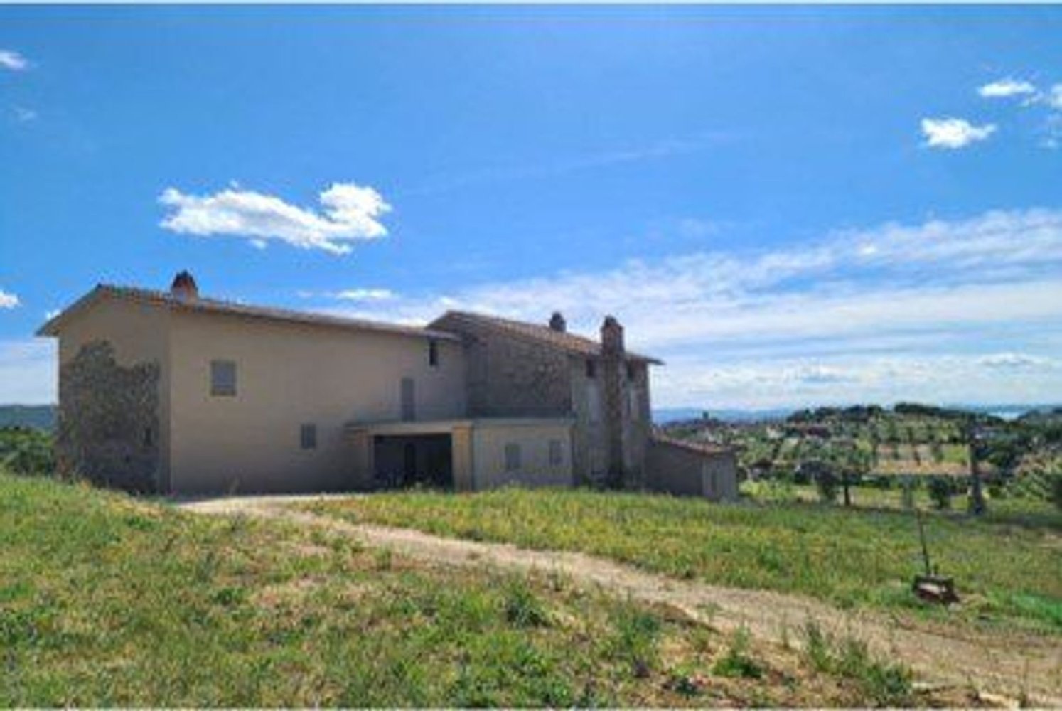 14-salle Maison à Magione, Italy No. 11544