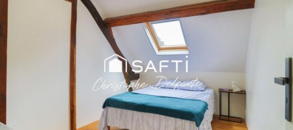 6 bedrooms House in Saint-Etienne-l'Allier, France No. 300305 10