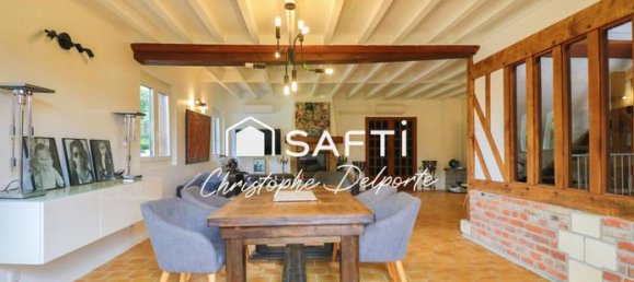 6 bedrooms House in Saint-Etienne-l'Allier, France No. 300305 3