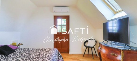 6 bedrooms House in Saint-Etienne-l'Allier, France No. 300305 8