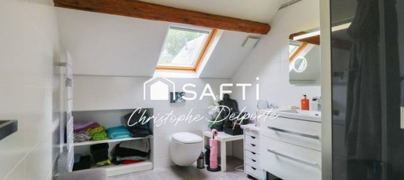 6 bedrooms House in Saint-Etienne-l'Allier, France No. 300305 9