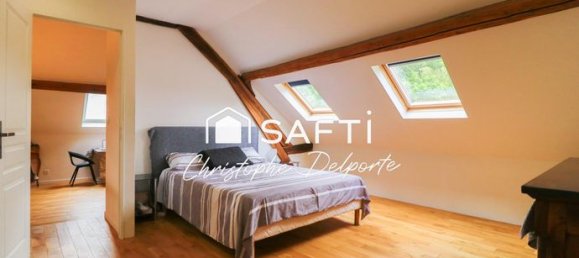 6 bedrooms House in Saint-Etienne-l'Allier, France No. 300305 7