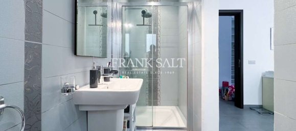 3 bedrooms Apartment in Saint Paul's Bay, Malta No. 10952 17