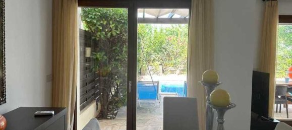 3 bedrooms House in Paphos, Cyprus No. 6622 5