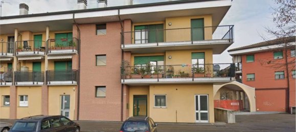 4 rooms Apartment in Casorezzo, Italy No. 269895 3