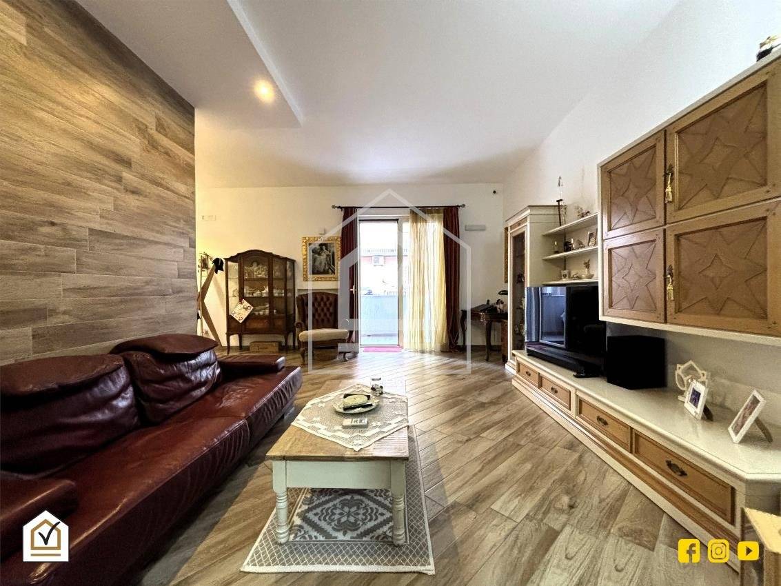 4 غرف نوم منزل في Bari, Italy رقم 310475