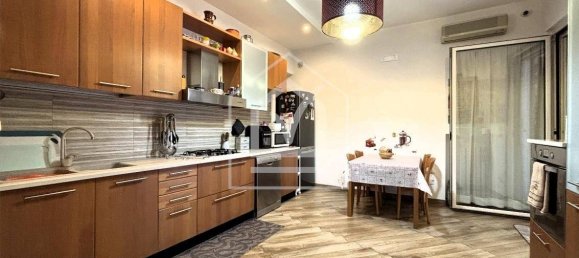 4 غرف نوم منزل في Bari, Italy رقم 310475 4