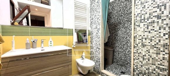 4 غرف نوم منزل في Bari, Italy رقم 310475 5