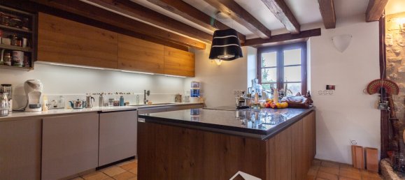 Casa T5 em Jouy-le-Moutier, France N.º 136215 17