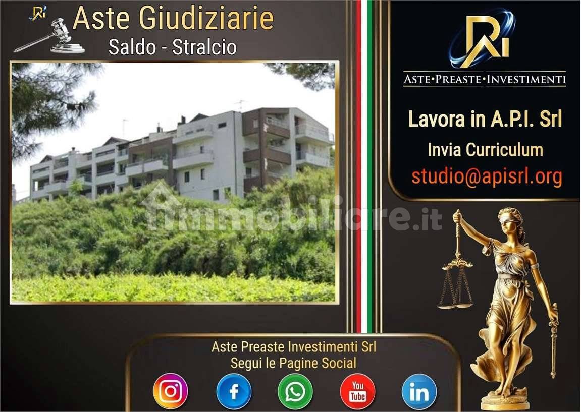 Apartamento T2 em Vasto, Italy N.º 266663