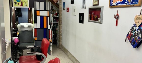 25m² Commercial property in Venice, Italy No. 344924 6