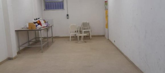 Garaje de 2 habitaciónes en Pontedera, Italy No. 106599 2