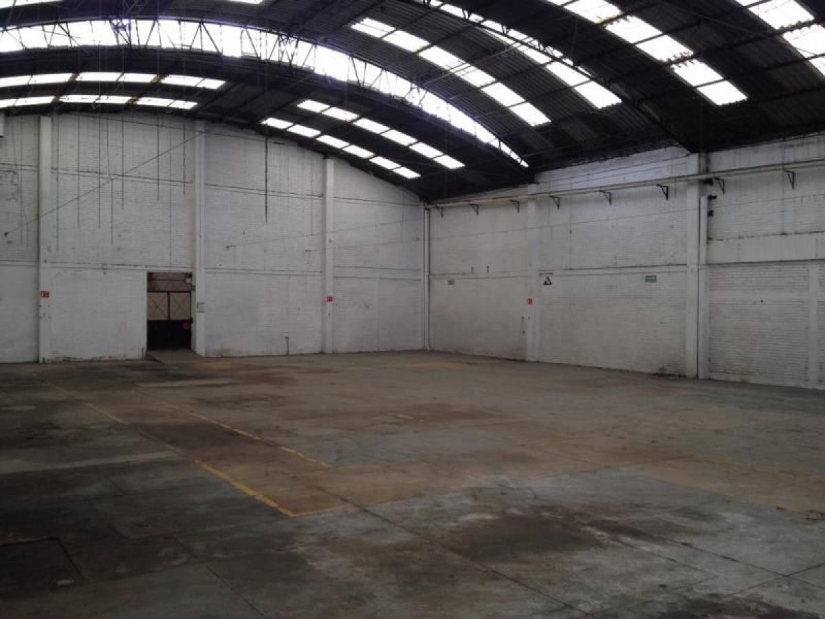  Commercial property in Naucalpan de Juarez, Mexico No. 200414