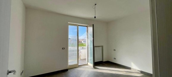 4 rooms Apartment in Quarto, Italy No. 29675 8