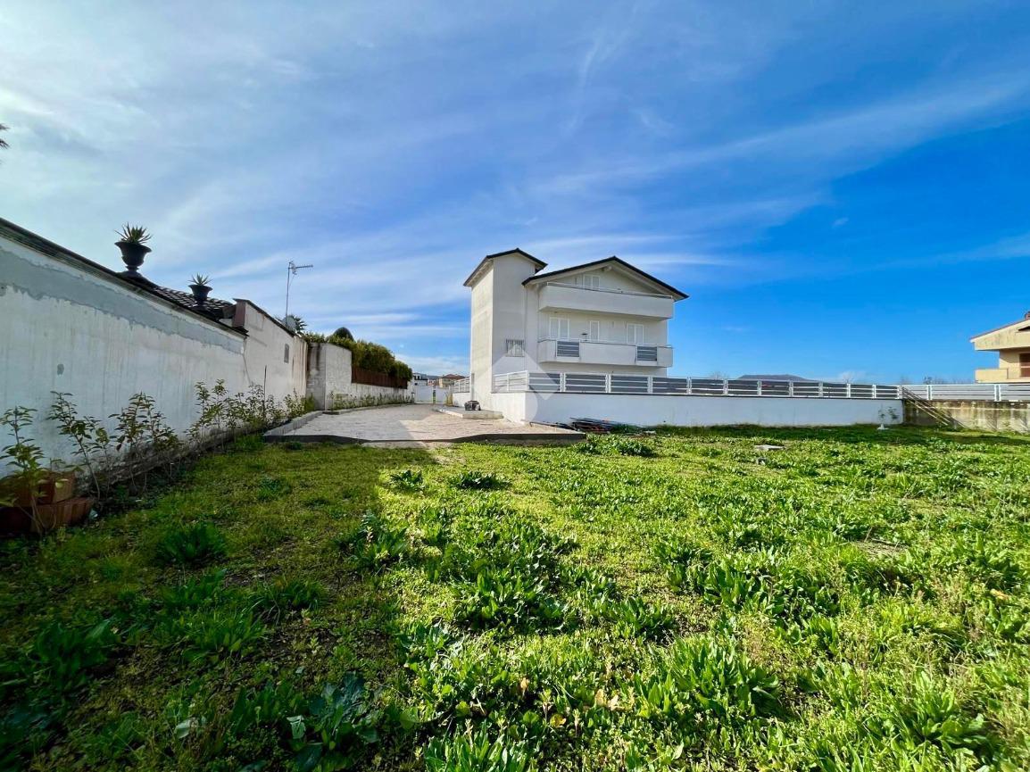 4 rooms Apartment in Quarto, Italy No. 29675