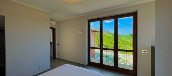 8 rooms House in Dogliani, Italy No. 260618 30