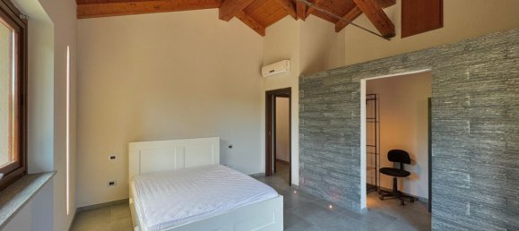 8 rooms House in Dogliani, Italy No. 260618 47