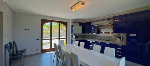 8 rooms House in Dogliani, Italy No. 260618 23