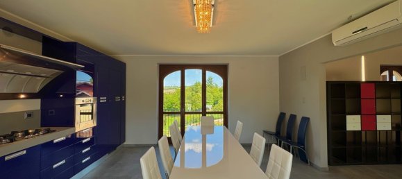 8 rooms House in Dogliani, Italy No. 260618 16