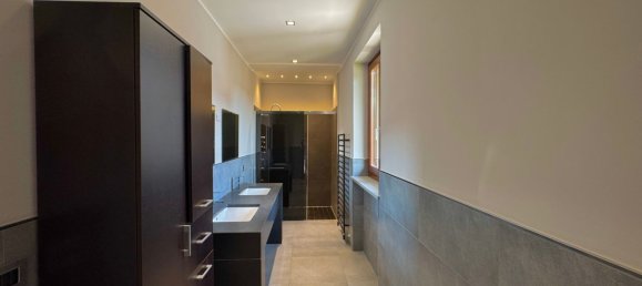 8 rooms House in Dogliani, Italy No. 260618 37