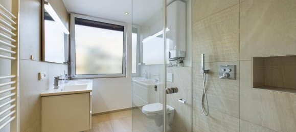 3-Zimmer Gewerbliche Immobilie in Leonding, Austria, Nr. 157031 2