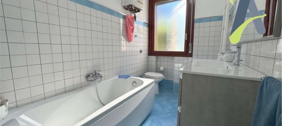 6 bedrooms Apartment in Mira, Italy No. 350136 19