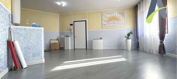 6 bedrooms Apartment in Mira, Italy No. 350136 2