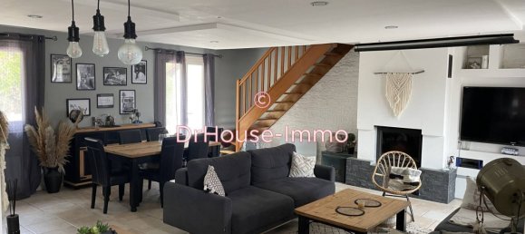 Casa de 4 dormitorios en Juziers, France No. 124197 5