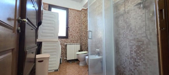 6 Schlafzimmer Haus in Vittoria, Italy, Nr. 352291 7