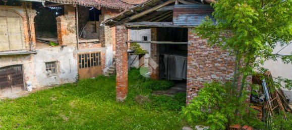 2غرفة منزل في Verzuolo, Italy رقم 128466 4