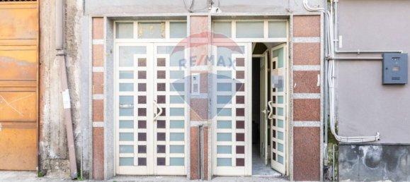 1 bedroom Apartment in Paternò, Italy No. 114023 15