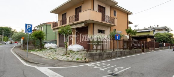 4 rooms Villa in Pozzuolo Martesana, Italy No. 286573 22