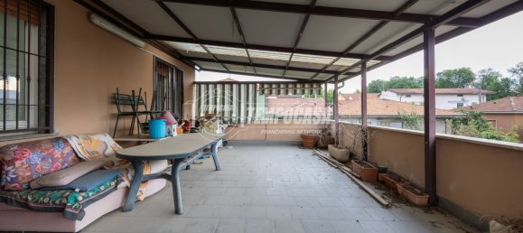 4 rooms Villa in Pozzuolo Martesana, Italy No. 286573 4