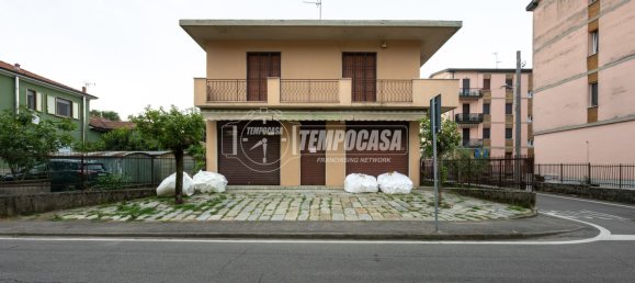 4 rooms Villa in Pozzuolo Martesana, Italy No. 286573 20