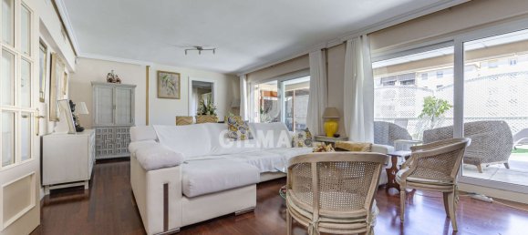 4 bedrooms Penthouse in Marbella, Spain No. 182522 5