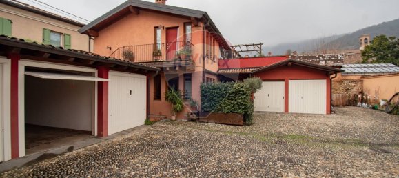 3-salle Appartement à Gussago, Italy No. 220499 26