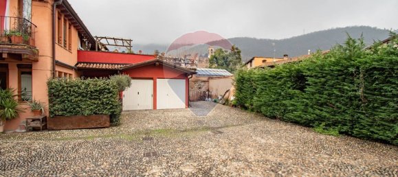 3-salle Appartement à Gussago, Italy No. 220499 27