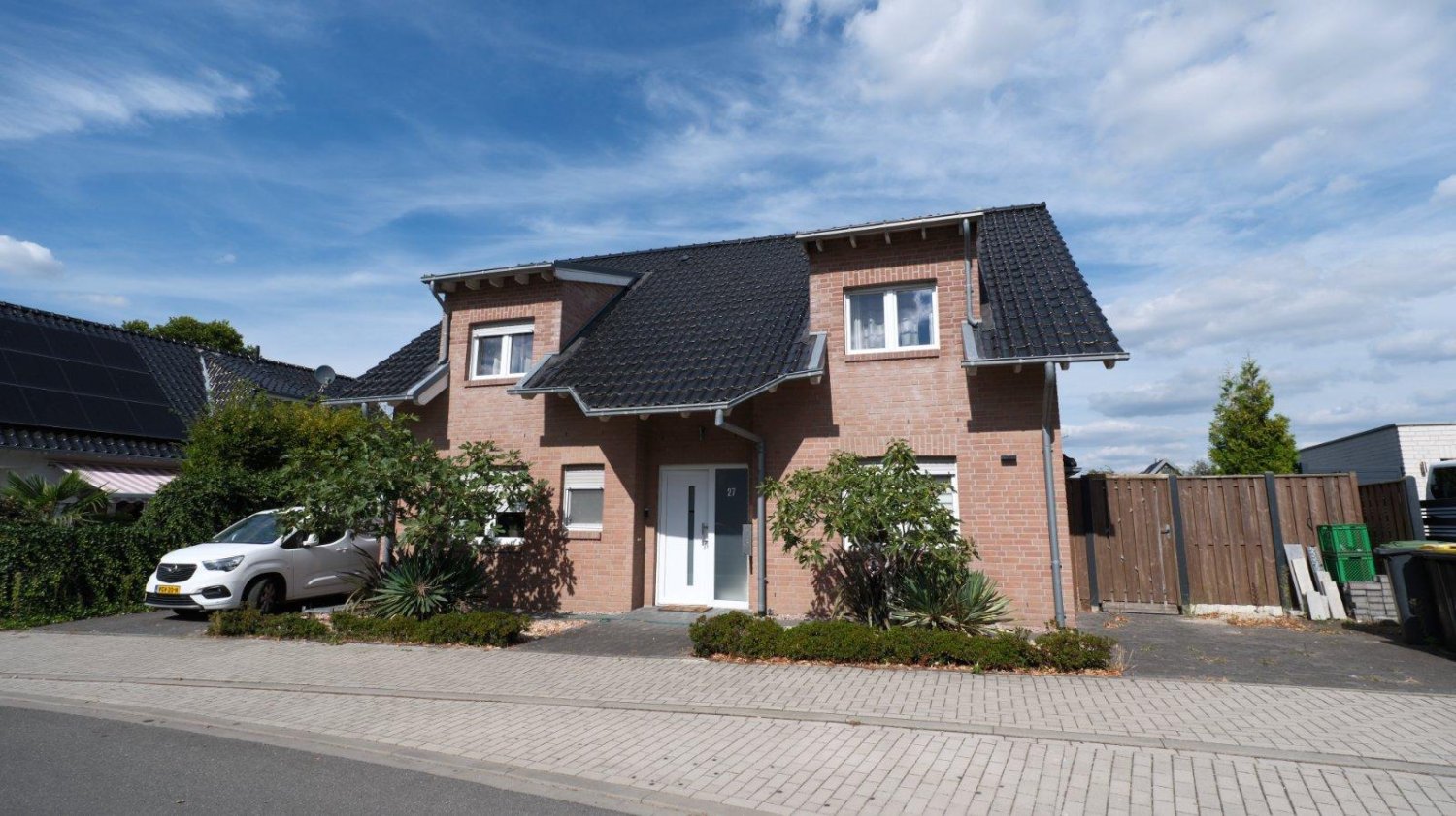 Дом с 4 спальнями в Клеве, Германия № 297351