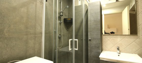 2-salle Appartement à Rome, Italy No. 30458 9