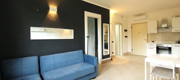 2-salle Appartement à Rome, Italy No. 30458 2