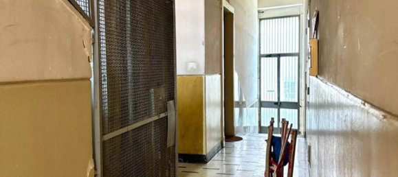 7 bedrooms Apartment in Catania, Italy No. 83611 3