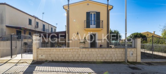 3 غرف نوم فيلا في Modica, Italy رقم 128399 21